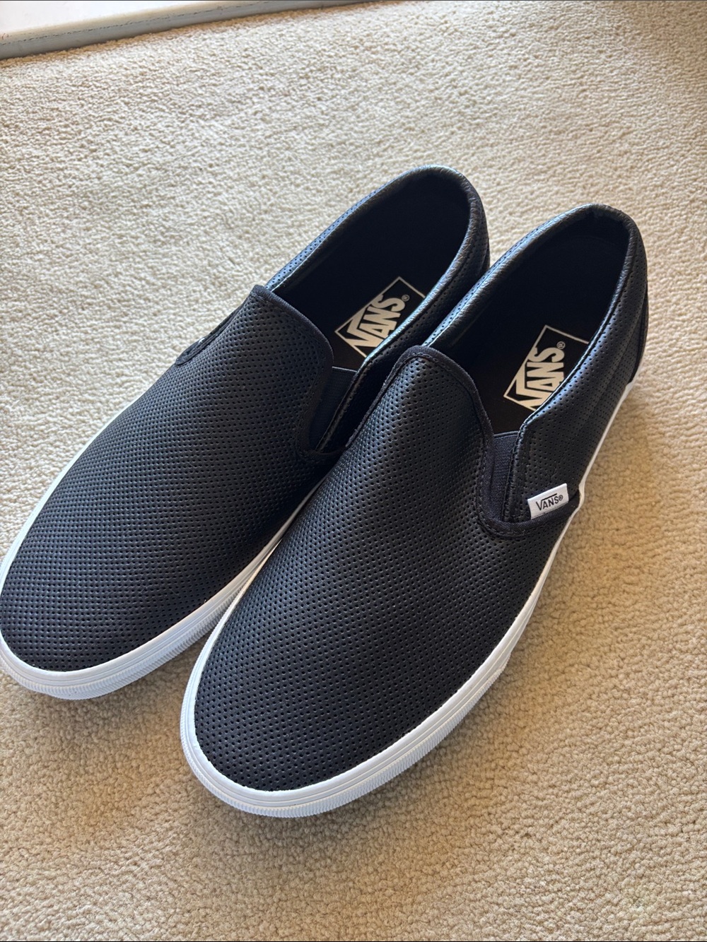 Vans perforated leather Black Slip-On shoe US MEN 11 BRAND NEW